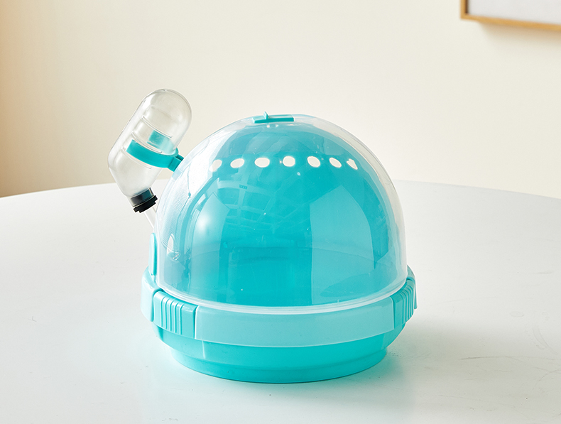 UFO ⎧\